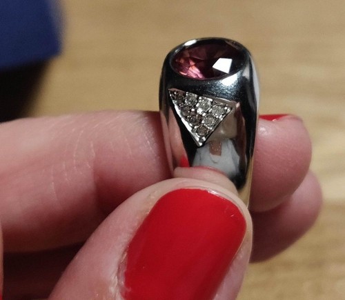 BNIB Swarovski ring with purple and clear crystals - Picture 4 of 11