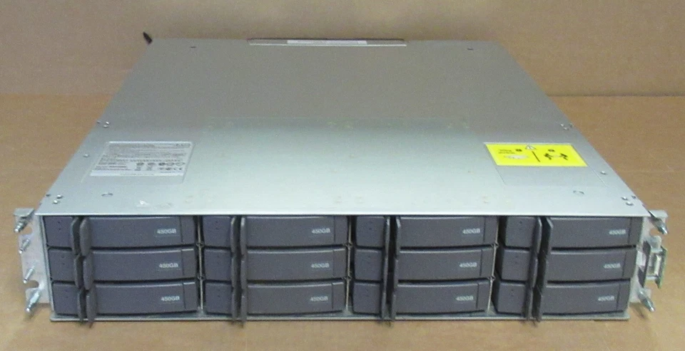 NetApp FAS2020 Filer iSCSI Storage Array Shelf 5.4TB HDD 2x 111-00237 Controller - Image 3 of 4