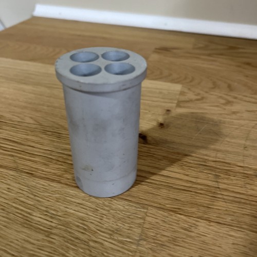 INSERTO DE TUBO DE CUBO DE ROTOR OSCILANTE DE CENTRÍFUGA IEC CAT 1018 137,5 GMS - Imagen 3 de 6