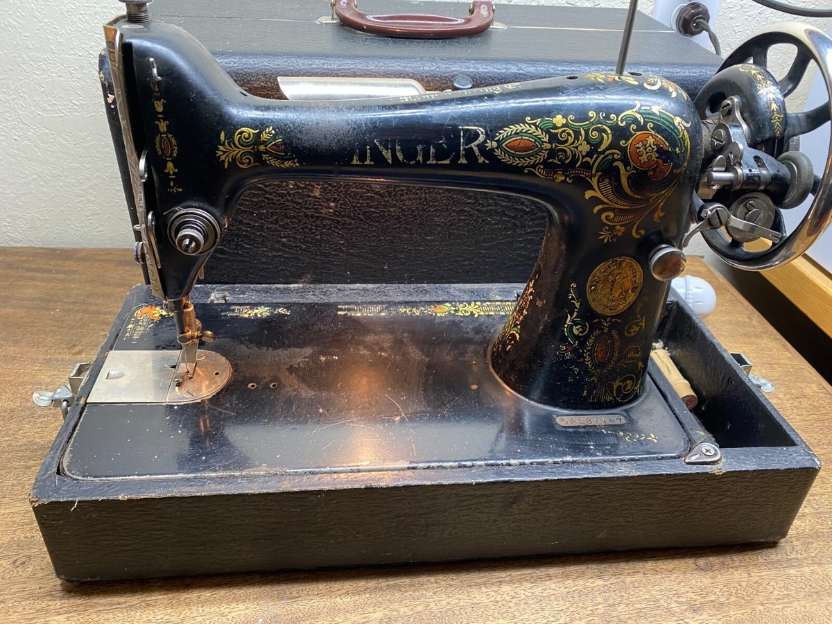 工芸品 ligi / Opera singer ANTIQUE 1930S SINGER SEWING MACHINE AO787802 WITH CONTROLLER