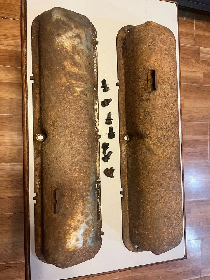 1961 Ford Thunderbird OEM Script Valve Covers - Image 2 of 4