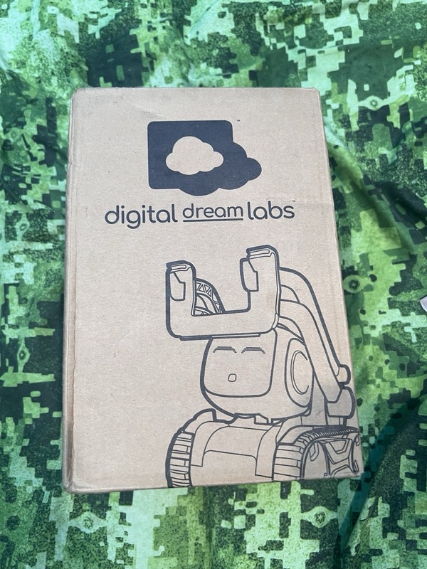 Vector 2.0 Digital Dream Labs AI Robot. New! Sealed In Shipping Box.