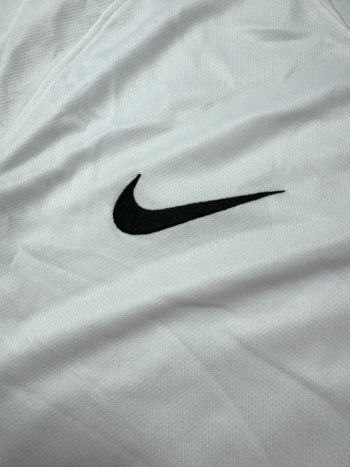 NEW ZEALAND 2016 2017 HOME FOOTBALL SHIRT SOCCER JERSEY NIKE Medium - Image 4 of 4