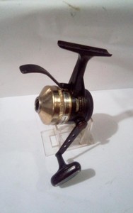 Vintage Zebco Omega 144 ultralight fishing reel