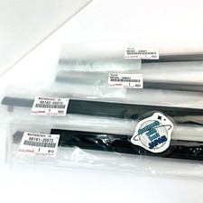 Toyota Genuine 2007-14 Fj Cruiser Outer Door Glass Weatherstrip Moulding Set Toyota Genuine 2007-14 Fj Cruiser Outer Door Glass Weatherstrip Moulding Set