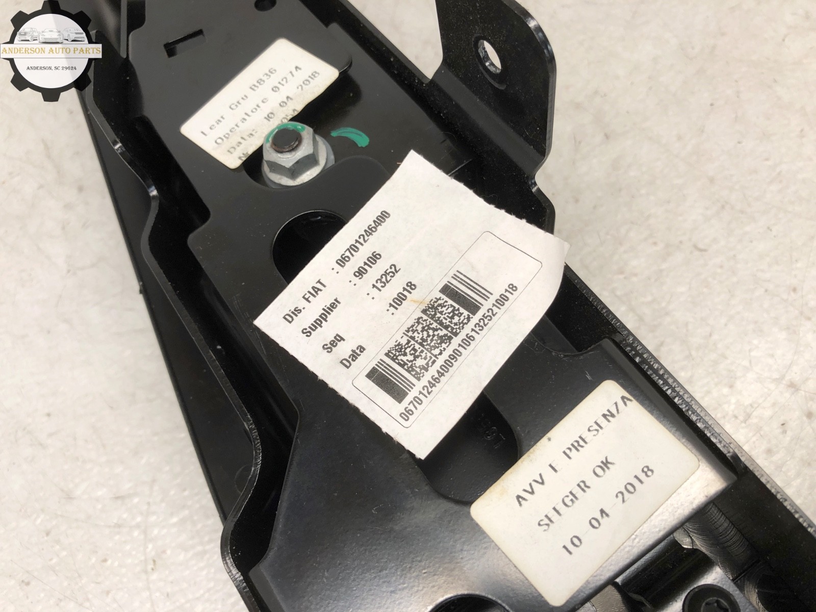 2017-2020 MASERATI LEVANTE RIGHT PASSENGER REAR SEAT ADJUST LEVER HANDLE OEM