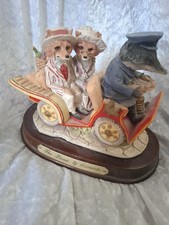 The Picnic  Leonardo Collection Figurine little nook village Vintage Figure