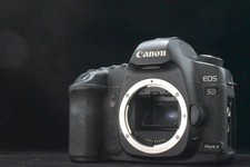 Canon EOS 5D Mark II DSLR Full Frame Video Camera Black US Duty Paid 9987