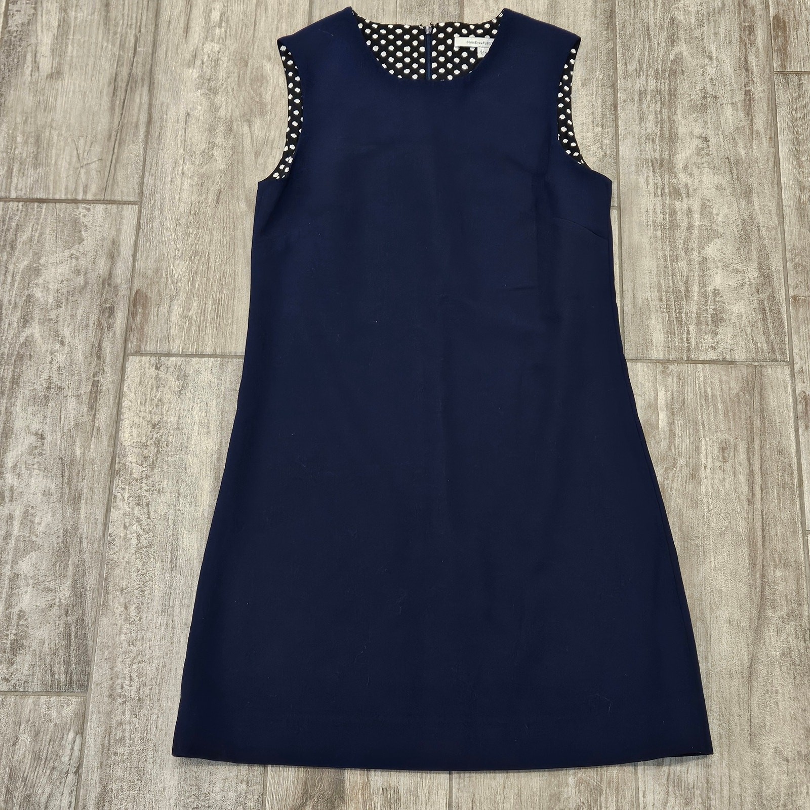 Diane von Furstenberg Sleeveless Shift Dress Women’s Size 4 Classic Designer