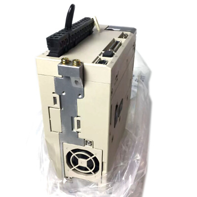 1PC YASKAWA Servo Drive SGD7S-7R6A00B202 New