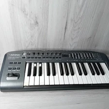 ROLAND EDIROL MIDI KEYBOARD CONTROLLER PCR-M30 - SPARES OR REPAIRS NOT TESTED