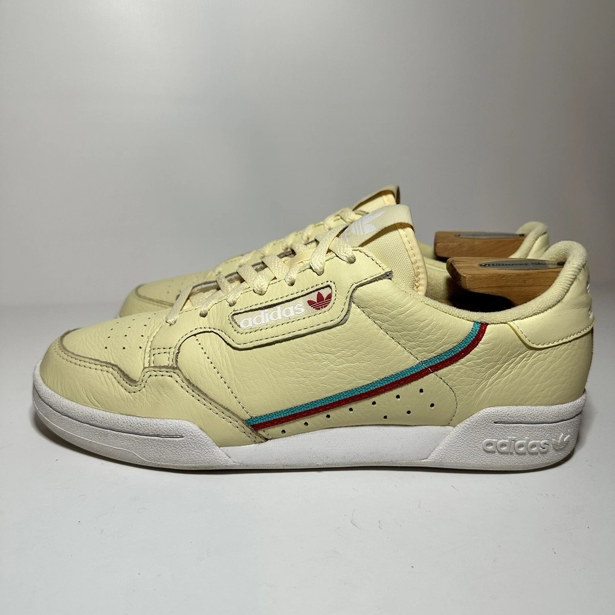 Adidas shoes 8.5 shop 2018