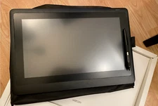 Wacom 16 inch Cintiq Graphic Display Tablet Slightly Used Black