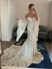 A-line Applique Wedding Dresses Detachable Sleeve Sweep Train Bridal Gowns
