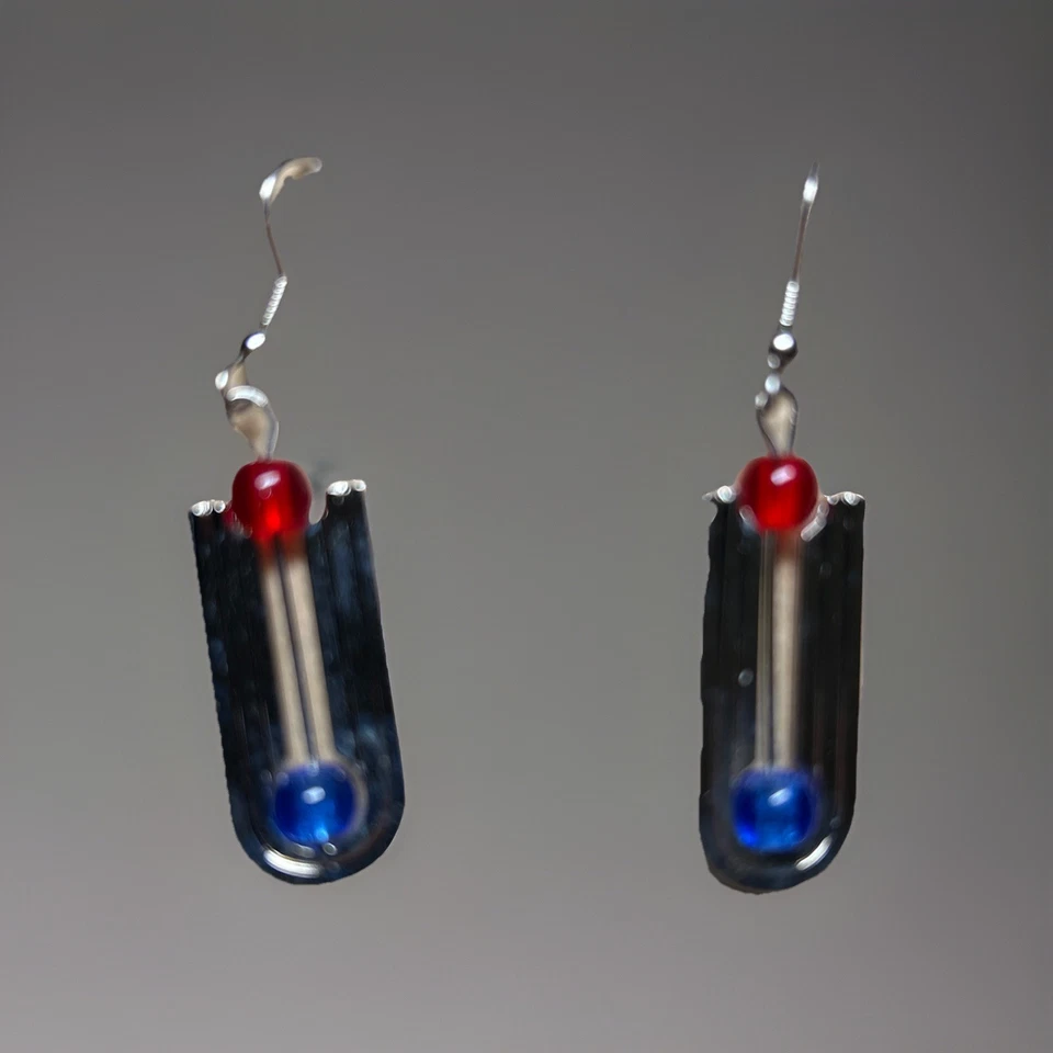 Pendientes Frank Lloyd Wright - Rojos - Adaptados de la portada de una revista Liberty’ Foto 2 de 4