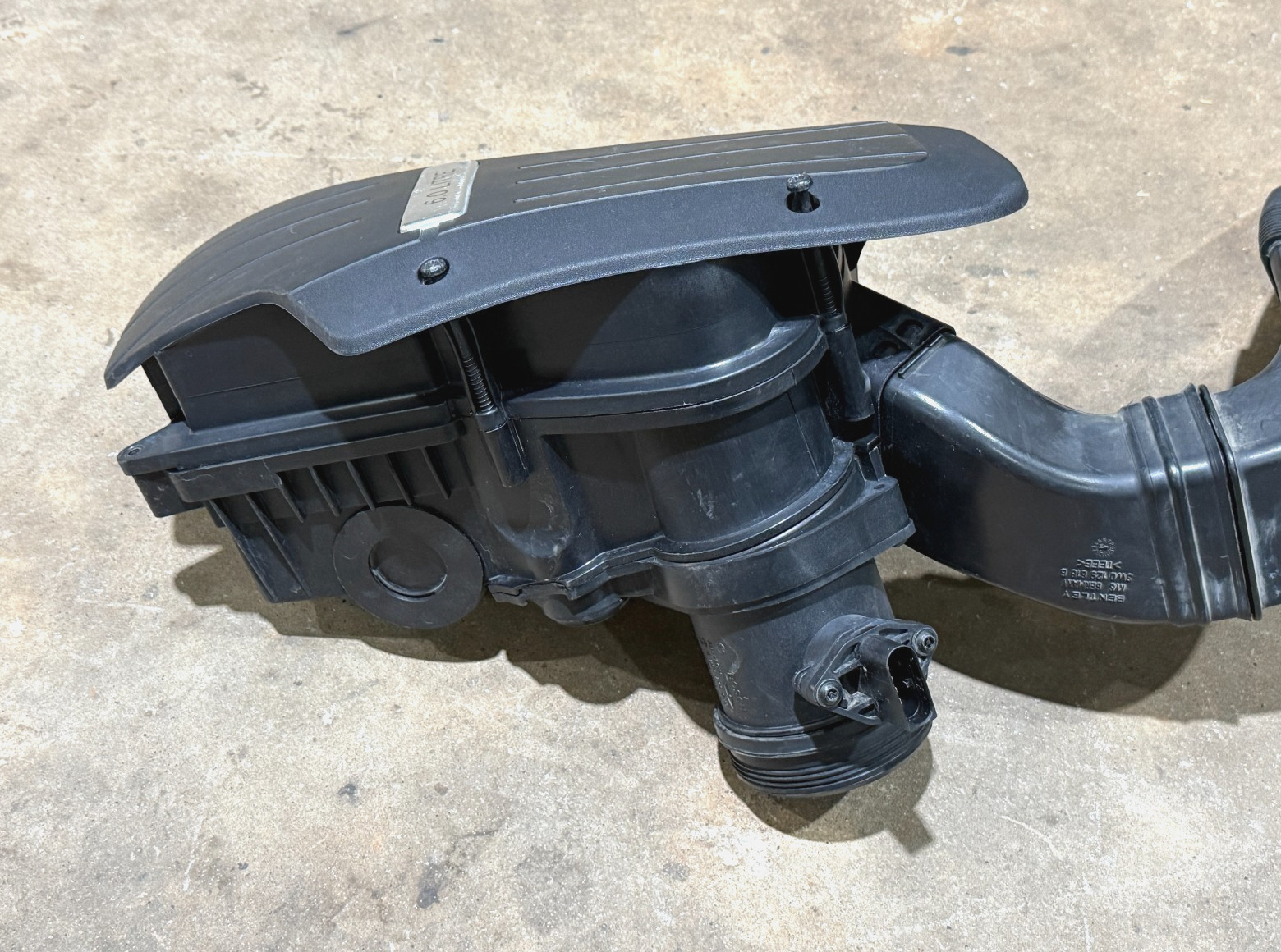 06-12 Bentley Continental Flying Spur Right Air Intake Cleaner Box W/Duct PO43
