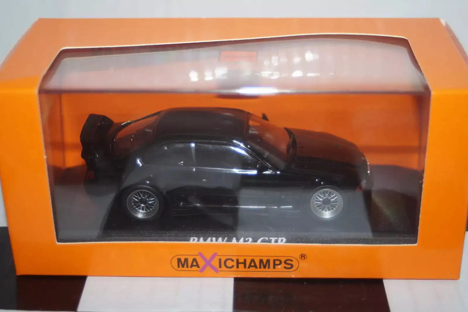 Maxichamps BMW M3 GTR (E36)1993 in black 1:43 940 023380