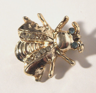 Bumble Bee Pin Brooch Gold Tone Color Crystal Rhinestone Blue Eyes 1  Vintage