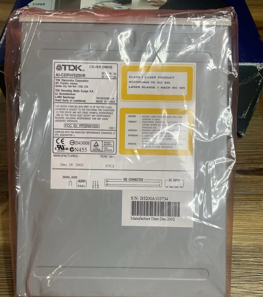 TDK VeloCD Internal ATAPIE-IDE 52x CD Rewritable Drive AI-CDRW5200B - Image 3 of 4