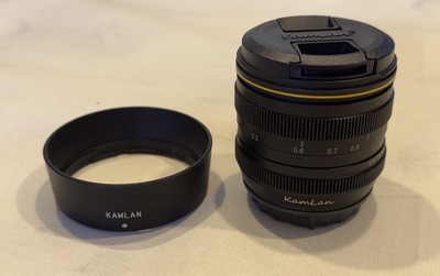 KamLan 50mm f/1.1 Objektiv Fujifilm X manuell 52mm inkl. Gegenlichtblende