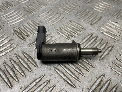 AUDI A4 8K2, B8 Einlassscheibenventil 06H103697A 2.00 Petrol 2010 30989199