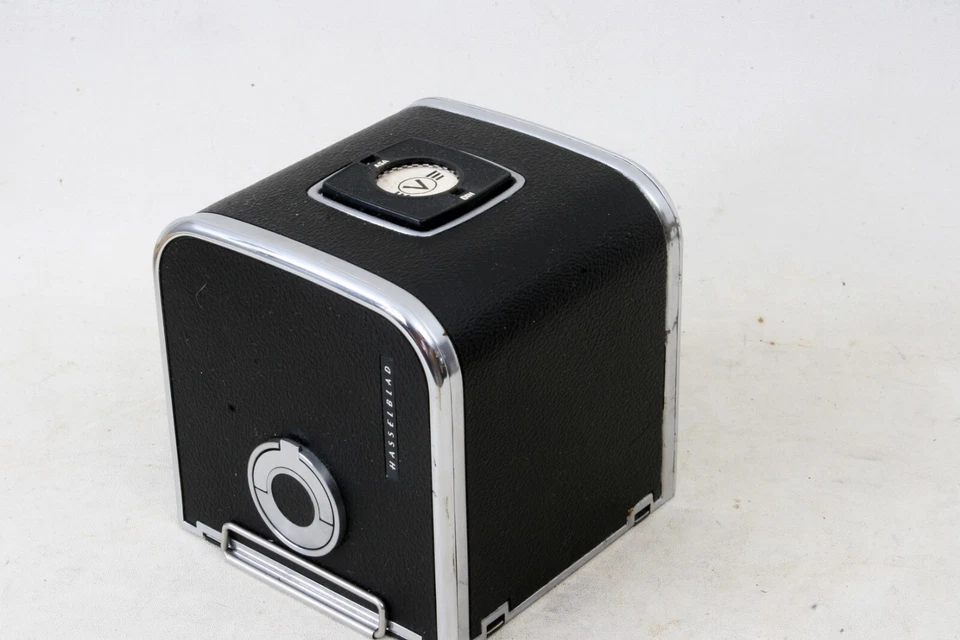 USER Hasselblad Roll Film Back Magazine A70 70mm Chrome - Image 2 of 4