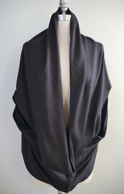 LULULEMON Vinyasa Wrap Spray Jacquard Black Cherry Scarf