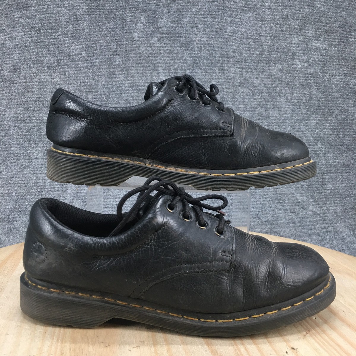 low top dr martens mens