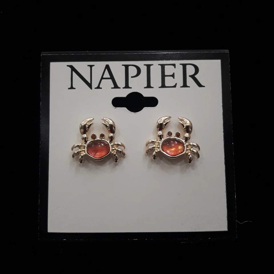 Nuevos pendientes perforados de cangrejo tono dorado Napier Foto 2 de 3