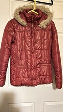 Women s Winter coat, Jacket Quilted W/Faux Fur removable Hood medium Burgundy