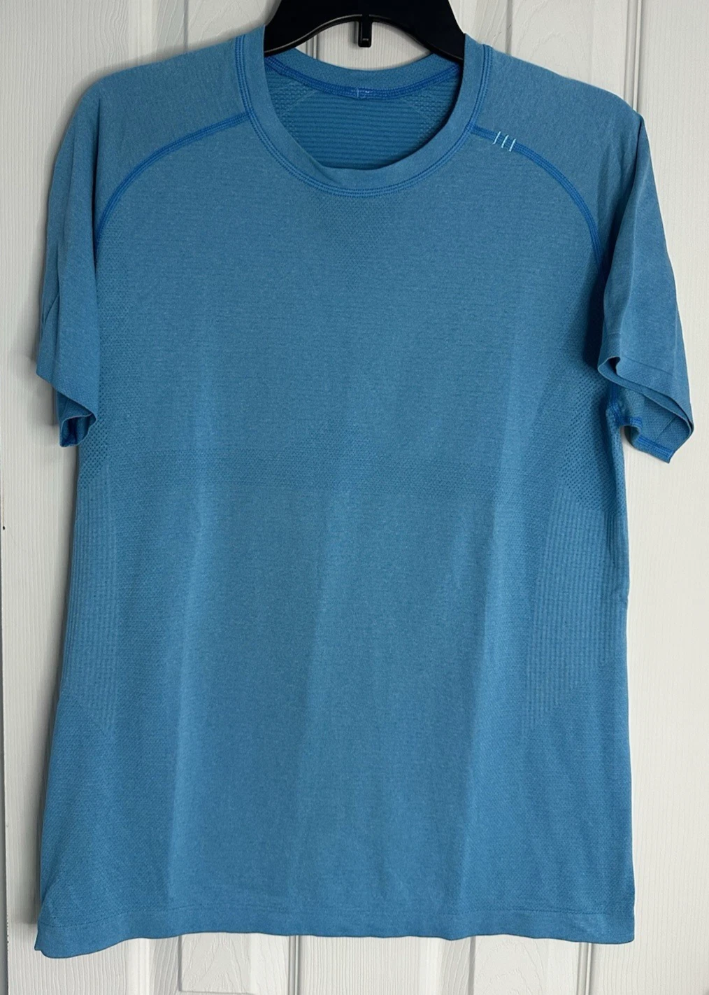 Lululemon Swiftly Tech Tee T-shirt Men's Size M Short Sleeve Athleisure Blue