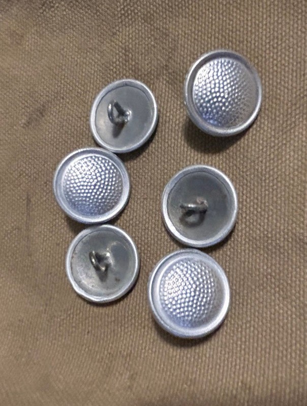 East German Tunic Silver pebble 6 buttons 20mm