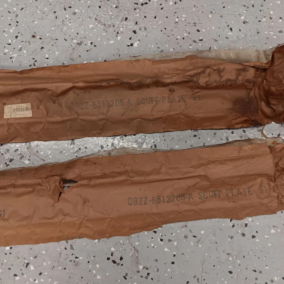 Nuevo de Lote Antiguo 1969 1970 Ford Mustang 428 Shelby Boss 429 Placas de umbral de puerta C9zz 6513208 A Foto 4 de 4