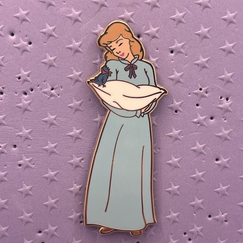 Cinderella In Nightgown With Bird And Pillow Stellar Badger LE 75 Fantasy Pin