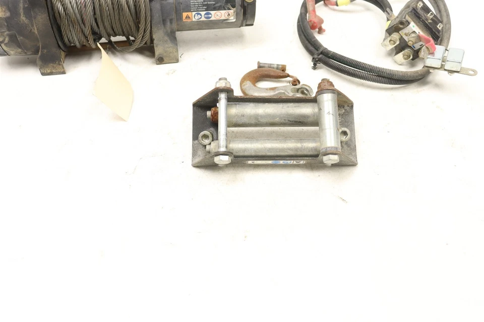 Can-Am Defender HD8 XT 20 Winch 4500 lb 710006993 46259 - Image 3 of 4