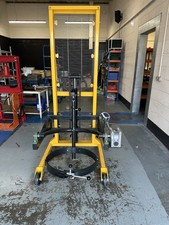Hydraulic Manual Barrel Lift oil drum lifter mover.