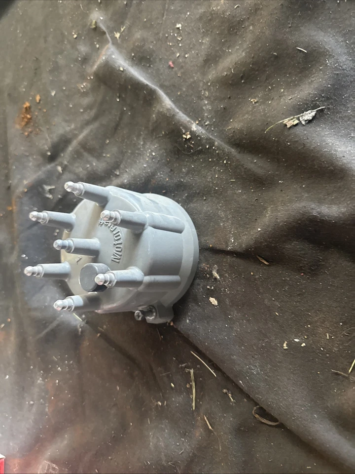 Ford Mustang 1986 3,8 L tapa de distribuidor E6AZ-12106-A Foto 2 de 3