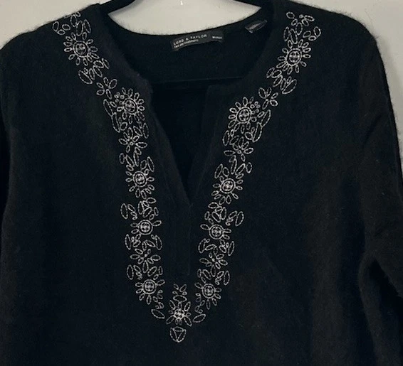 Lord & Taylor Black 2 Ply Cashmere Sweater Embroidered Split Neck Plus Size 3X - Image 2 of 4