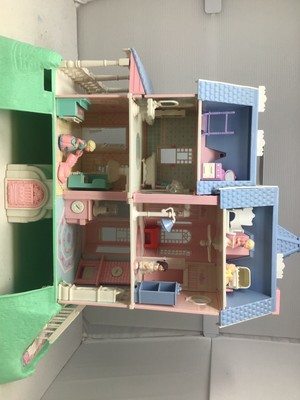 magnetic dollhouse 1960s