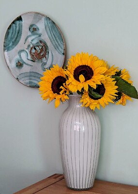 Ende 20. Jahrhundert mundgeblasene italienische Opalglas Vase von VAE. 44 cm hoch, 5 kg.