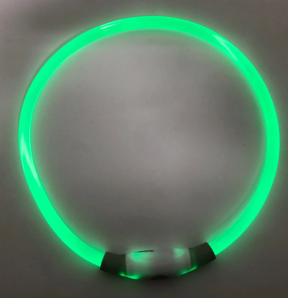 Nite Ize NiteHowl Mini Rechargeable LED Safety Necklace for Dogs - Disc-O Select - Image 3 of 4