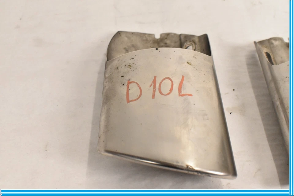 08-16 Juego de 2 puntas de silenciador de escape de parachoques trasero Mercedes W204 C300 E350 OEM Foto 4 de 4