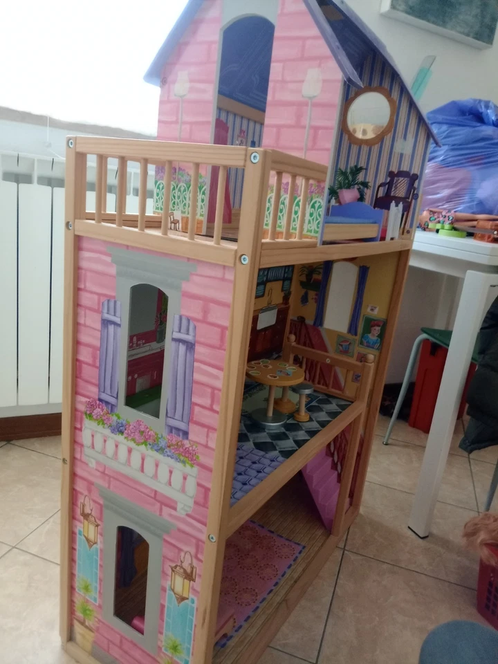 KidKraft Casa delle Bambole in Legno per Bambole di 30 cm. età: 3 anni + - Immagine 3 di 4
