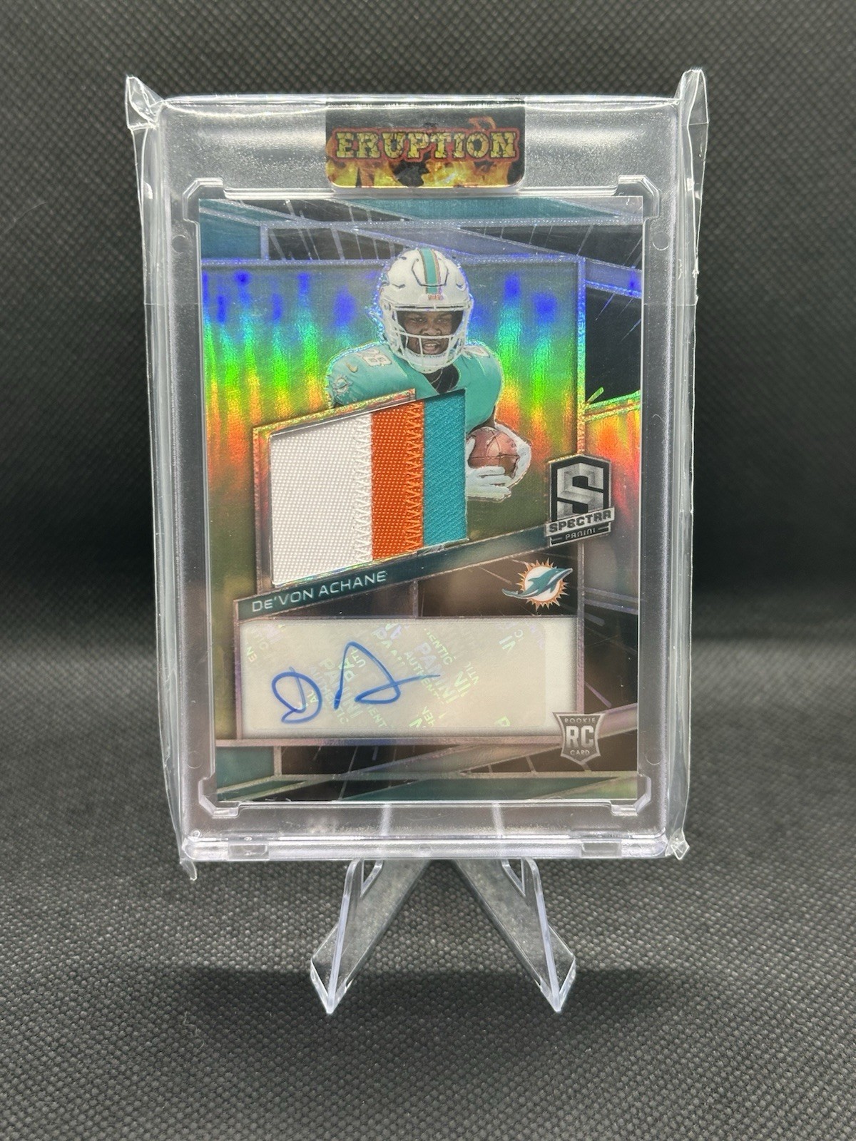 2023 Panini Spectra - Rookie Patch Autographs De'Von Achane #209 Hyper Prizm /60