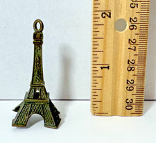 Paris France Eiffel Towel Metal Pendant Keychain Charm Souvenir Paris France Eiffel Towel Metal Pendant Keychain Charm Souvenir