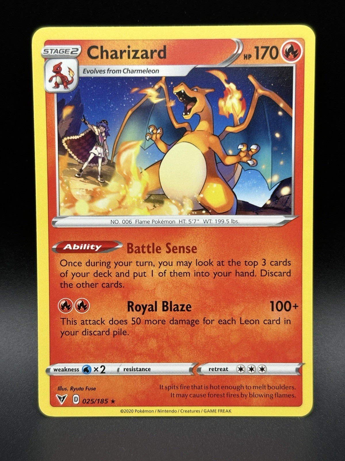 Pokemon Charizard 025/185 Vivid Voltage NM