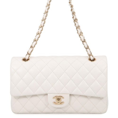 CHANEL Matelasse W Flap ChainShoulder Bag Size 25 Calfskin White A01112