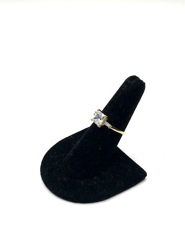 YOU MUST STOP TO SEE THIS! 10K Solid Gold Non Precious Stoned Ring (2.2gs)!HURRY - Picture 4 of 7