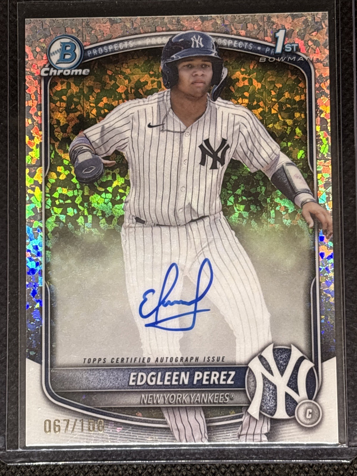 2025 Bowman Chrome 1st Edgleen Perez Mini Diamond Refractor Auto /100 Yankees