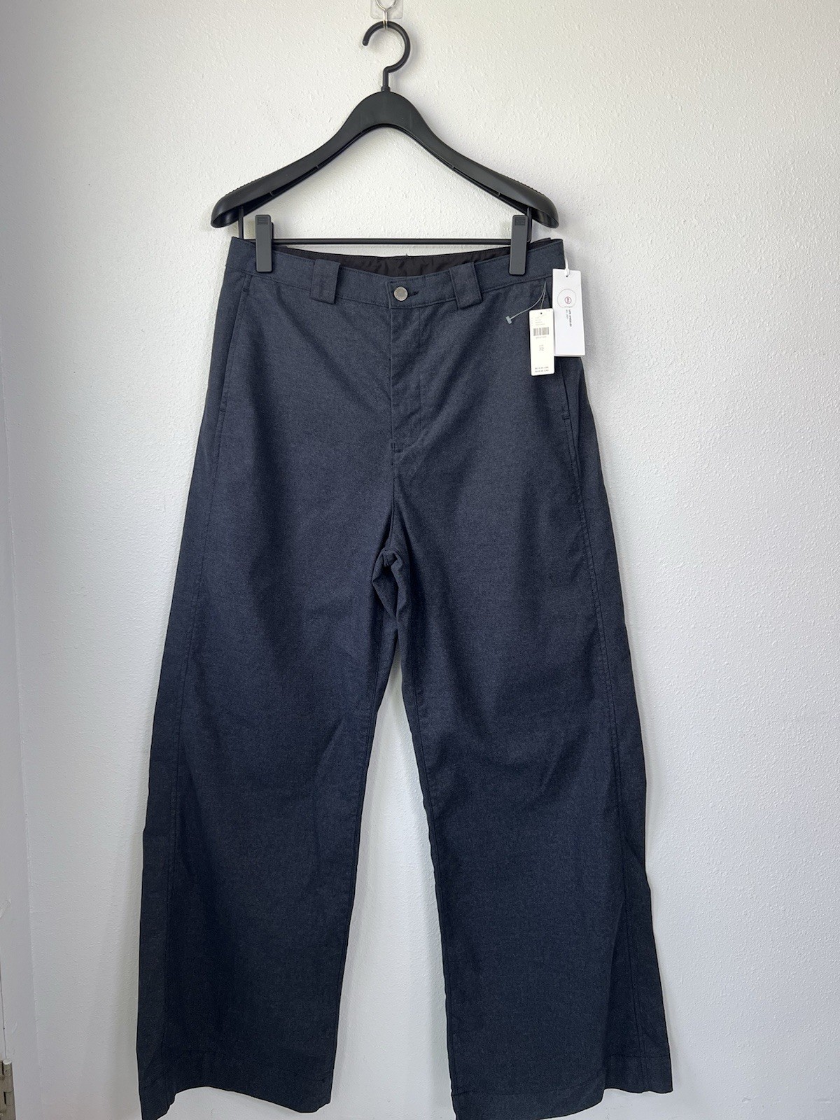 AG Los Angeles Tailored Deven High-Rise Ultra-Wide Leg Trouser Gunpowder NWT 32 thumbnail 2